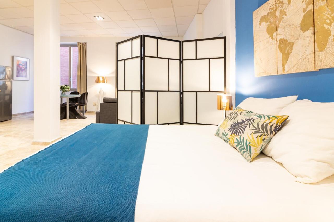 Saenz Suites Gallery By Bossh! Apartments 말라가 외부 사진