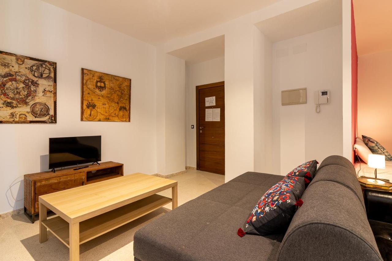 Saenz Suites Gallery By Bossh! Apartments 말라가 외부 사진